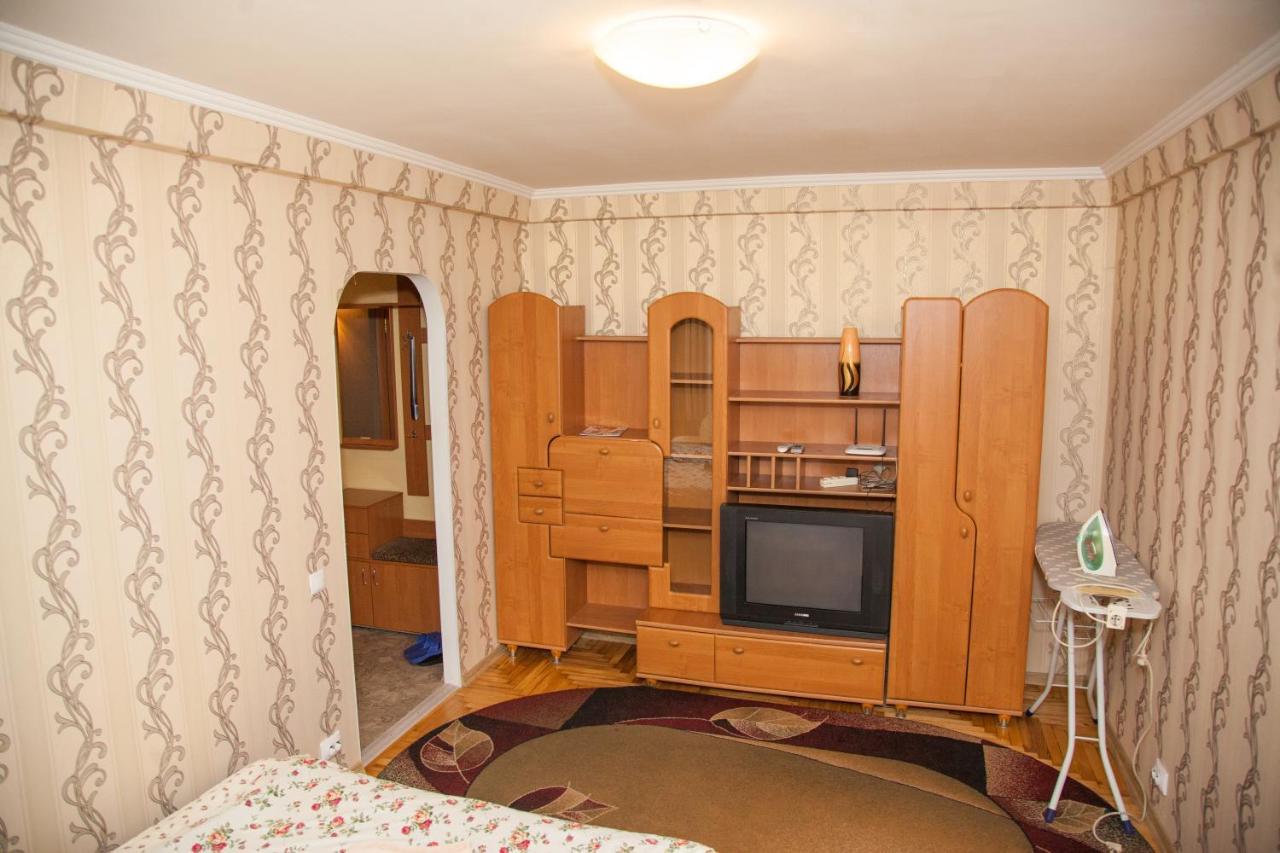 1 Room Apart On Str. Ukrainskaya 34 Zaporizhia 外观 照片